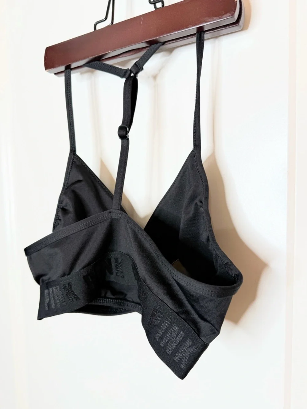 PINK Victoria’s Secret Sports Bra XS Black Strappy Racerback Wireless - Picture 5 of 7